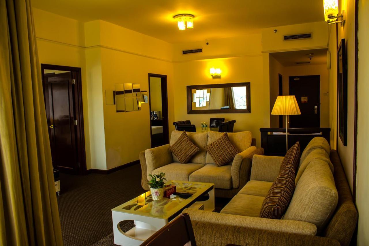 Apartahotel Kl At Times Square Kl